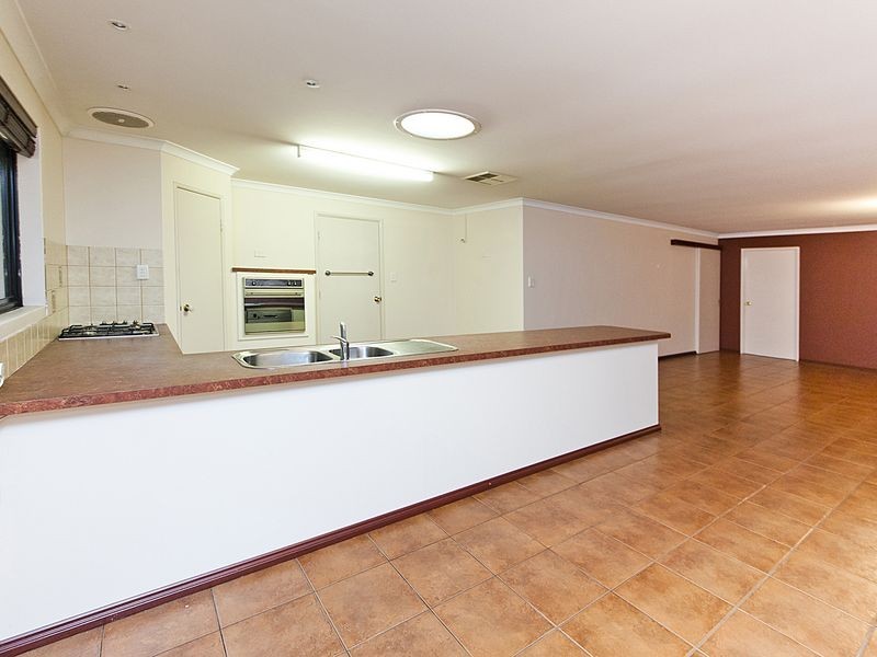 11 Galena Court, High Wycombe WA 6057