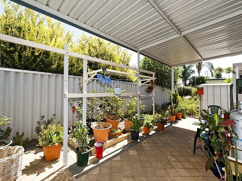 28/186 Hale Road, Forrestfield WA 6058