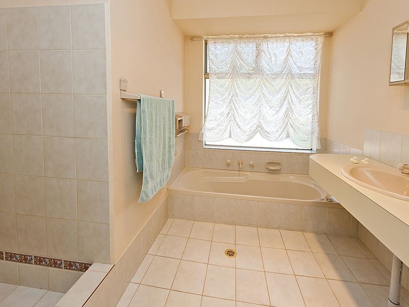 5 Kestral Court, High Wycombe WA 6057