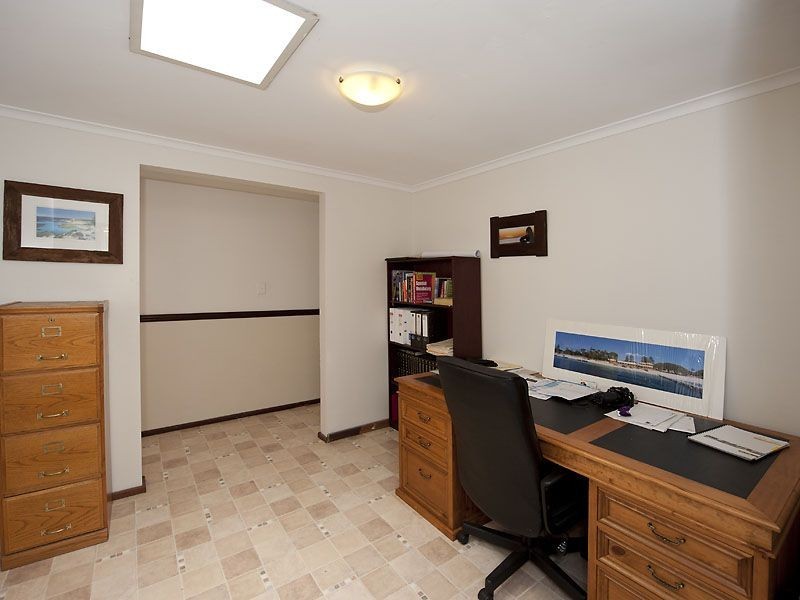 28 Valley Road, Kalamunda WA 6076