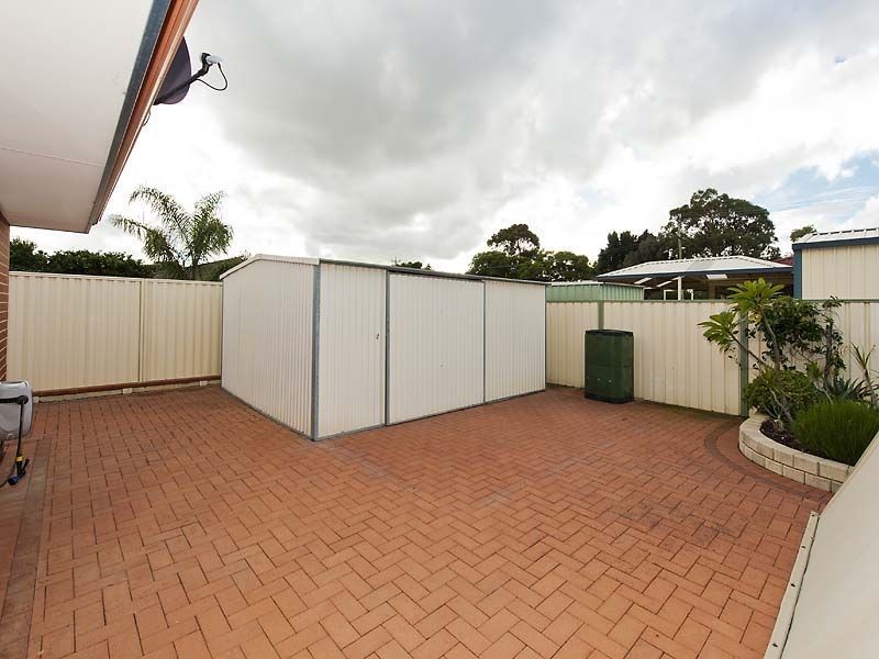 9 Pinker Crescent, Maida Vale WA 6057