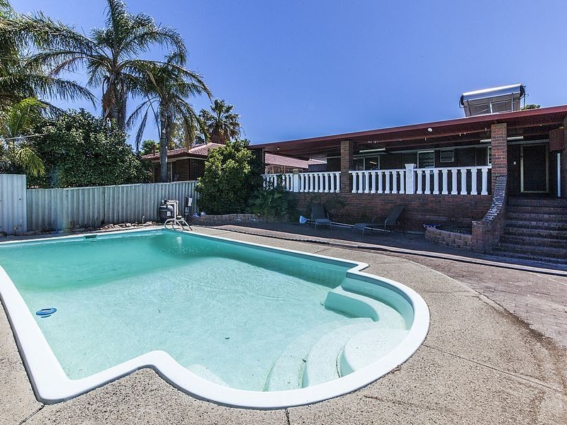 78 Blanchard Road, Swan View WA 6056