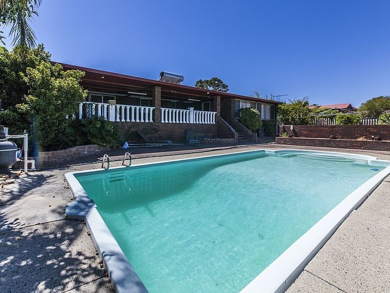 78 Blanchard Road, Swan View WA 6056