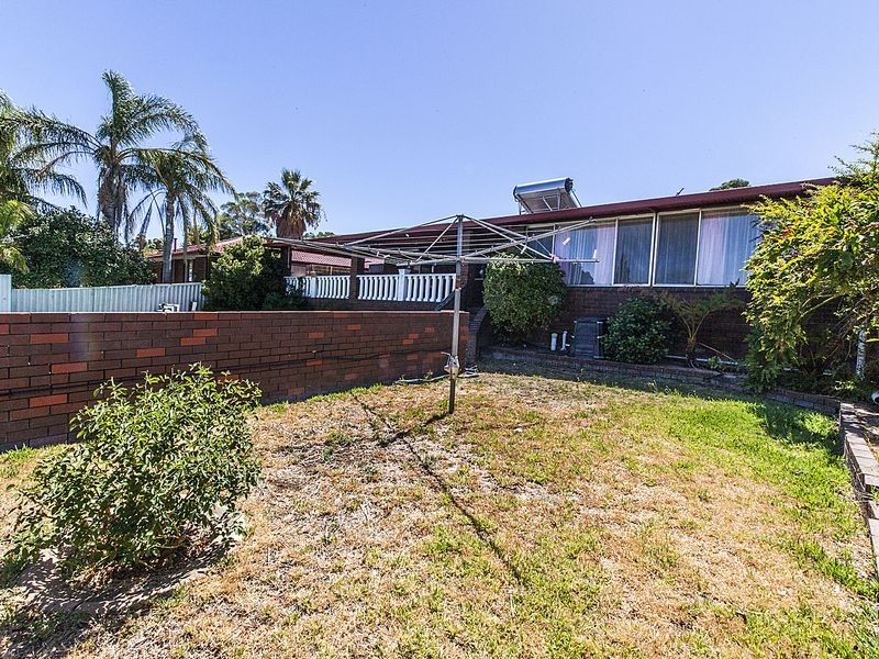 78 Blanchard Road, Swan View WA 6056