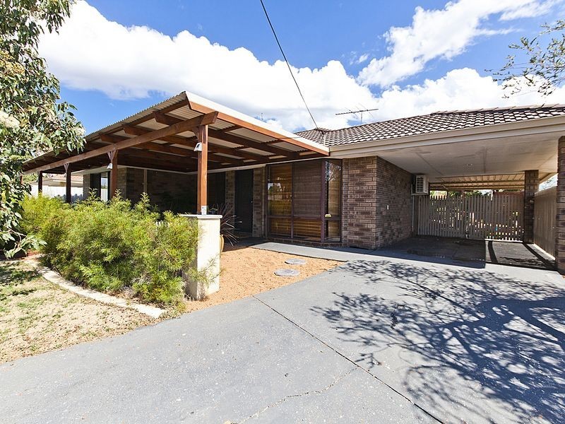 2 Hawk Court, High Wycombe WA 6057