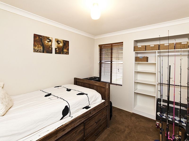 2 Hawk Court, High Wycombe WA 6057