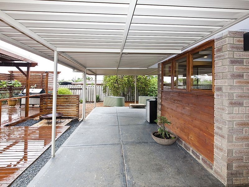 2 Hawk Court, High Wycombe WA 6057