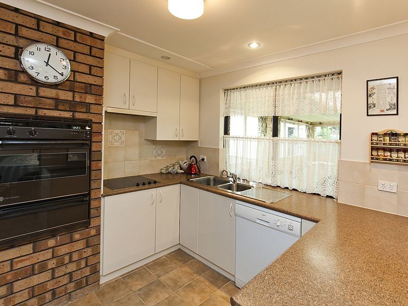 11 Bradley Way, High Wycombe WA 6057