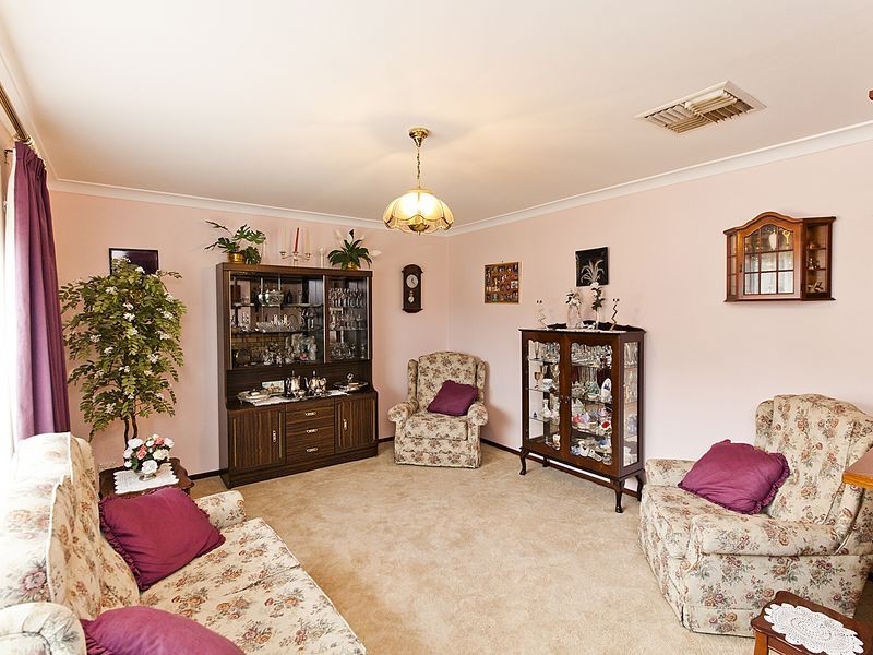 11 Bradley Way, High Wycombe WA 6057