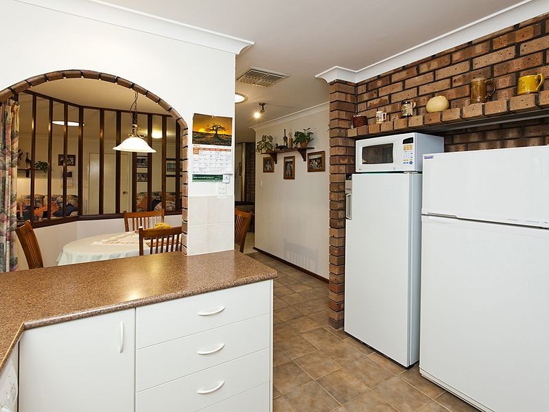 11 Bradley Way, High Wycombe WA 6057