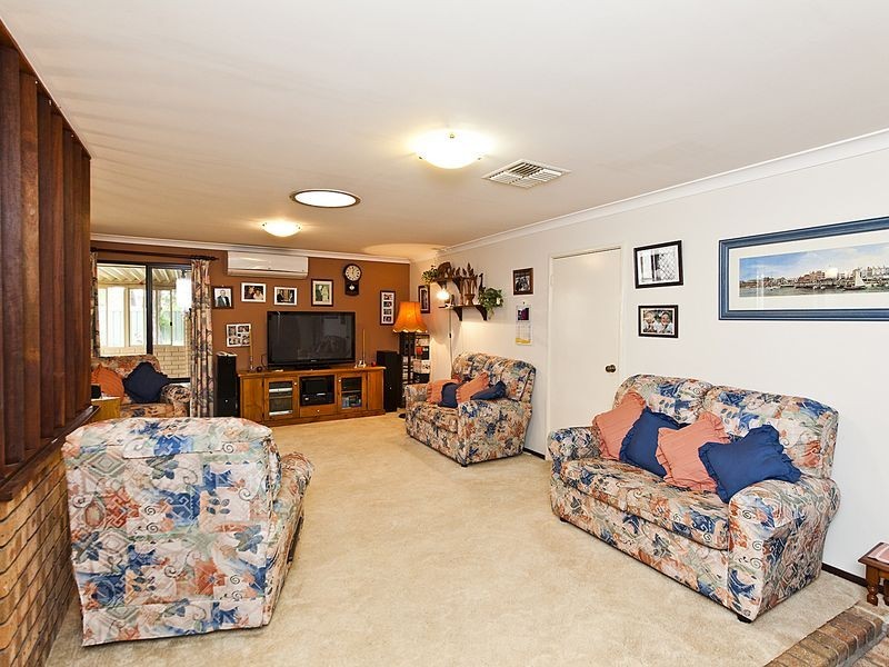 11 Bradley Way, High Wycombe WA 6057