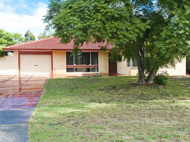 11 Moss Street, Huntingdale WA 6110