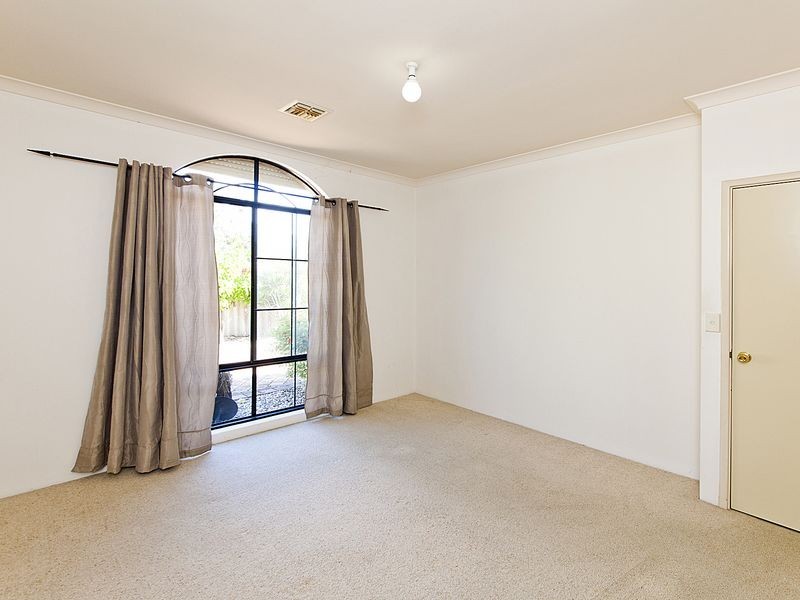 7 Jaeger Court, High Wycombe WA 6057