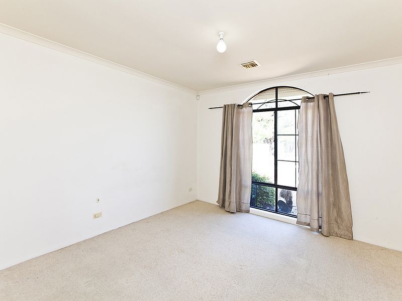 7 Jaeger Court, High Wycombe WA 6057