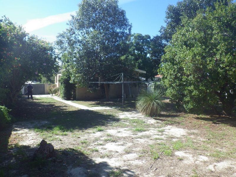 7 Hamilton Road, High Wycombe WA 6057