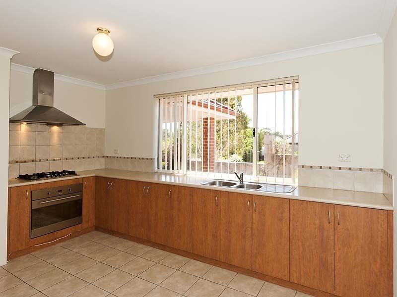 88 Lambertia Crescent, High Wycombe WA 6057