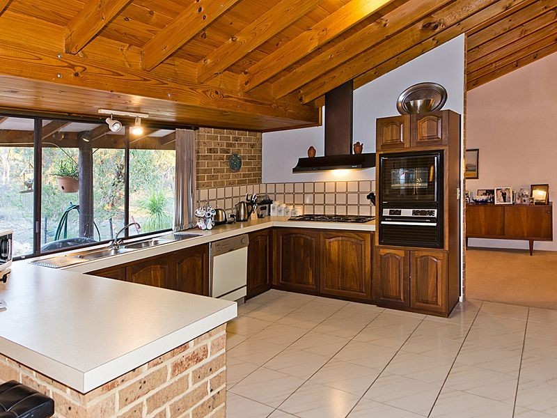 305 Holmes Road, Forrestfield WA 6058