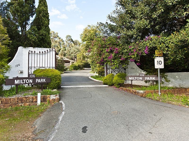 Unit 18/10 Williams Street, Gooseberry Hill WA 6076