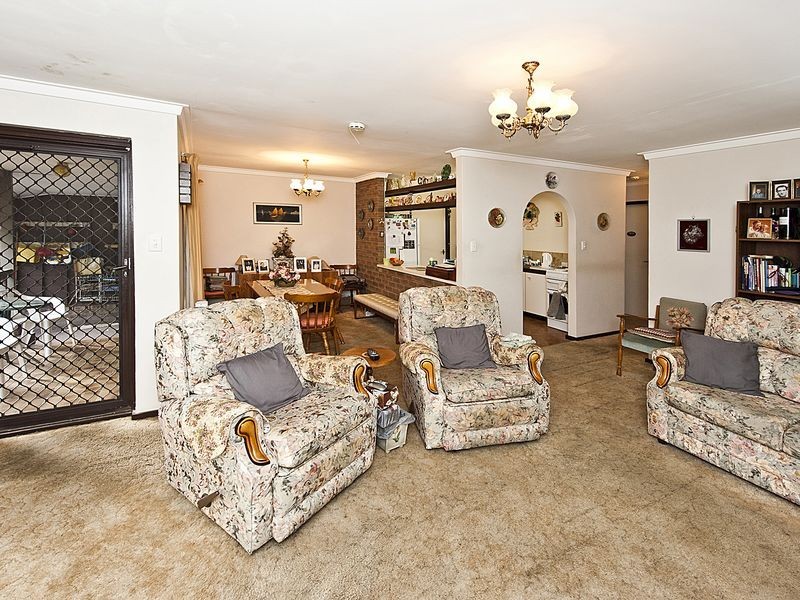 Unit 18/10 Williams Street, Gooseberry Hill WA 6076
