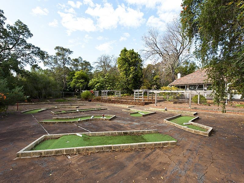 Unit 18/10 Williams Street, Gooseberry Hill WA 6076