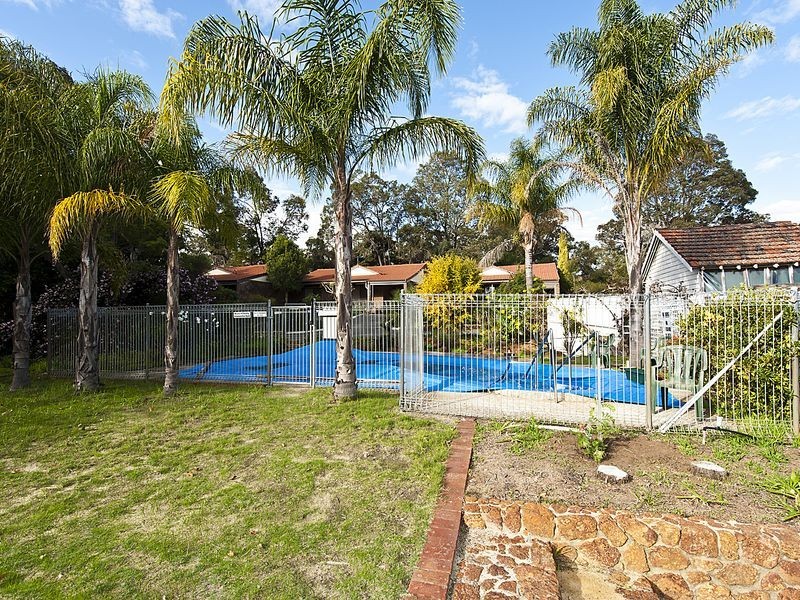 Unit 18/10 Williams Street, Gooseberry Hill WA 6076