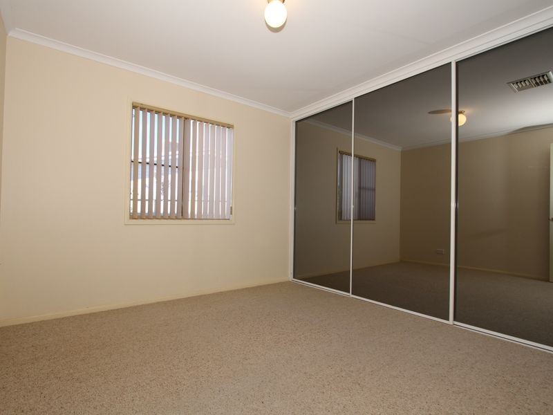 18/186 Hale Road, Forrestfield WA 6058