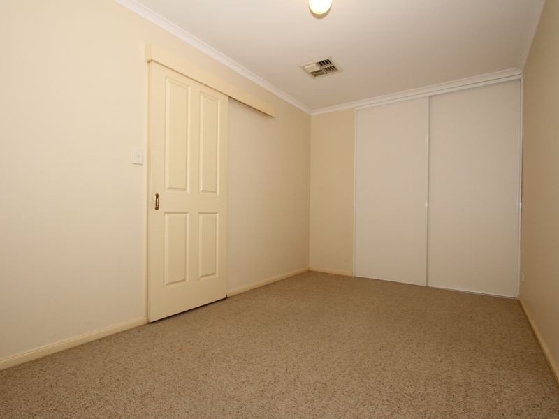 18/186 Hale Road, Forrestfield WA 6058