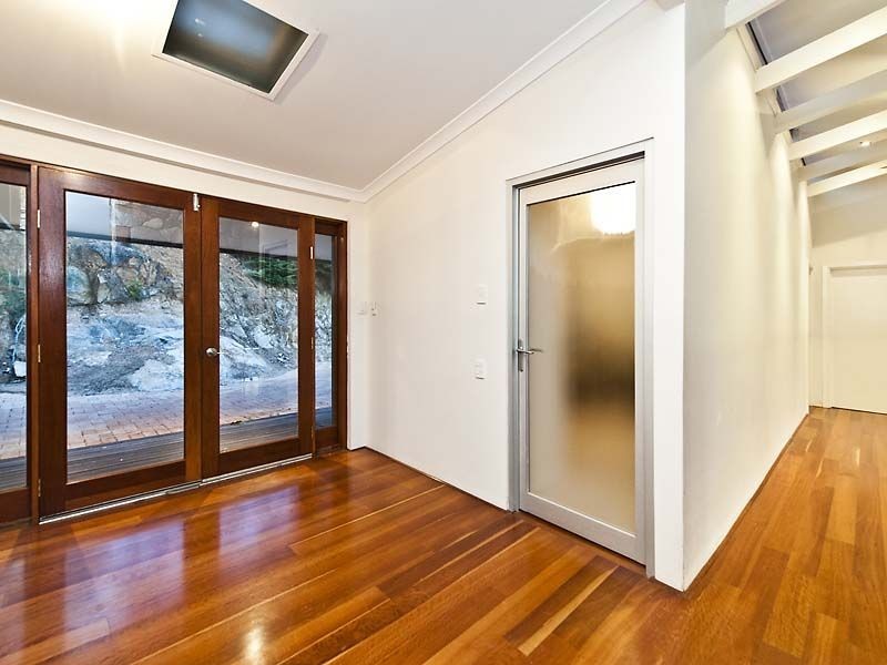 65 Gooseberry Hill Road, Gooseberry Hill WA 6076