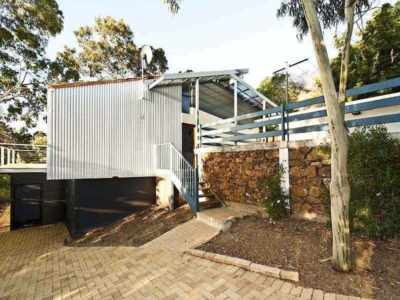 65 Gooseberry Hill Road, Gooseberry Hill WA 6076