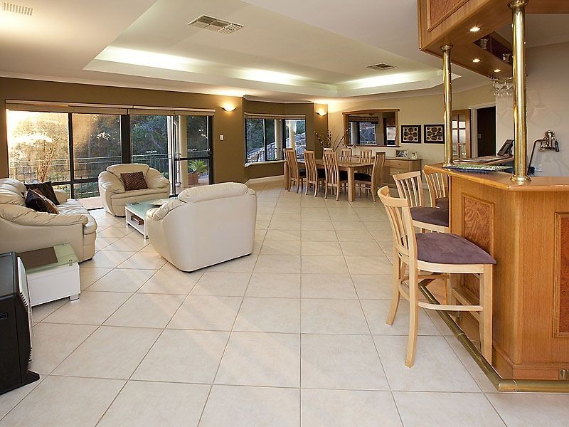 40 Gooseberry Hill Road, Gooseberry Hill WA 6076