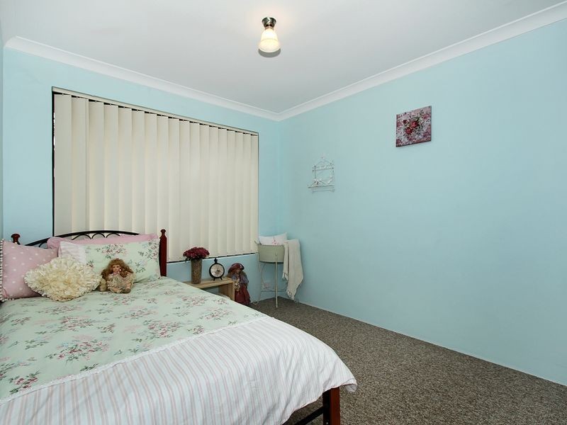 79 Fruit Tree Crescent, Forrestfield WA 6058