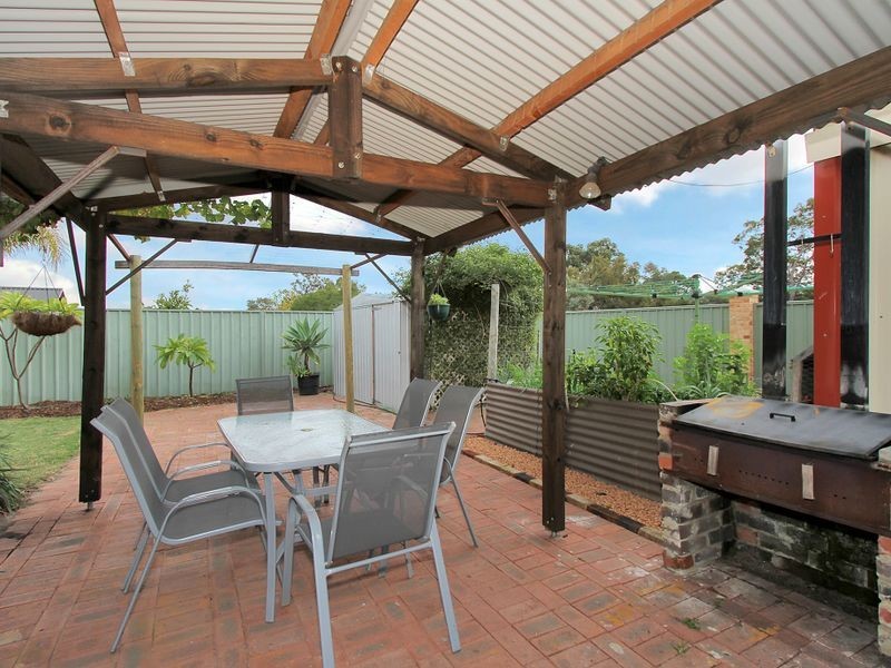 79 Fruit Tree Crescent, Forrestfield WA 6058