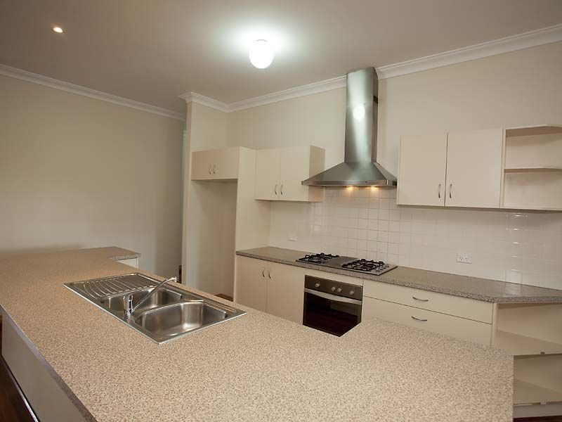 2 Bowden Drive, High Wycombe WA 6057