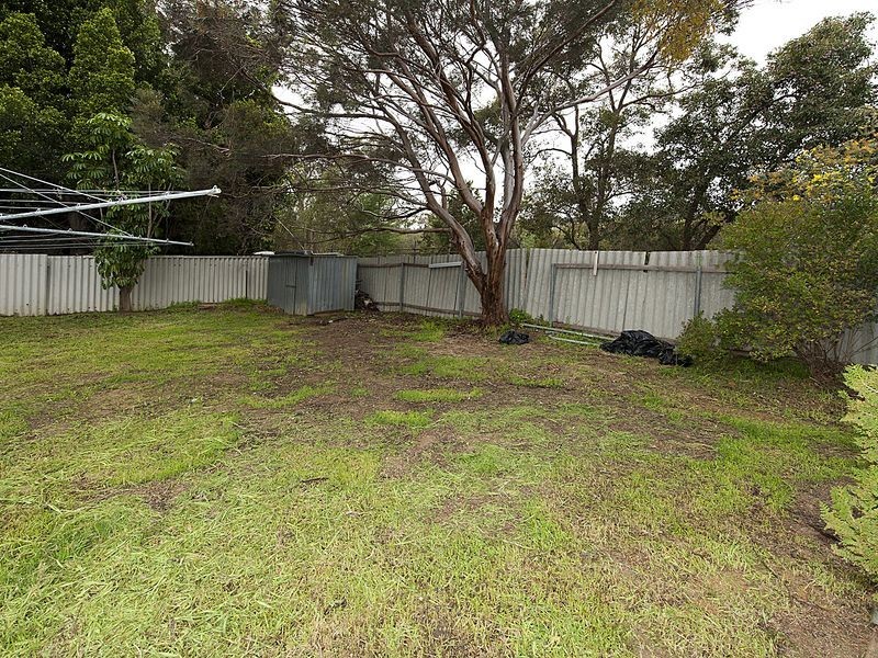 7 Moira Avenue, Forrestfield WA 6058