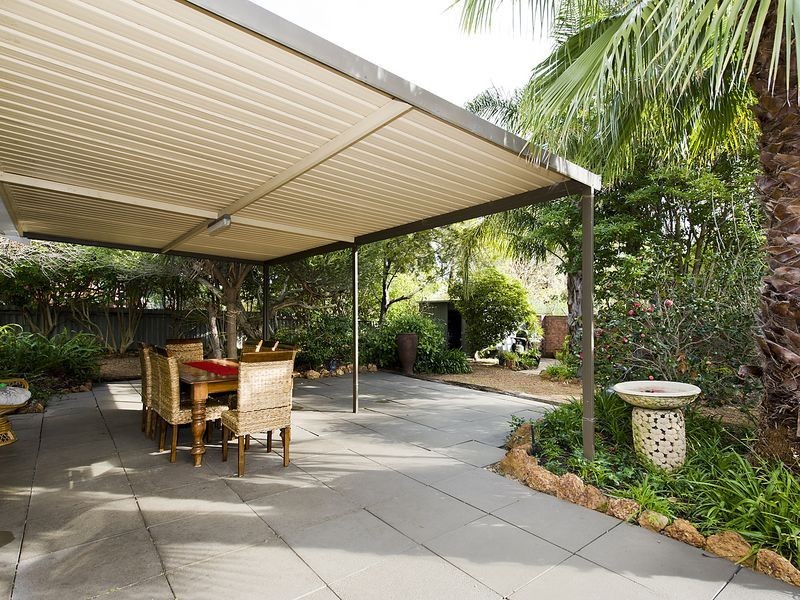 129 Railway Road, Gooseberry Hill WA 6076