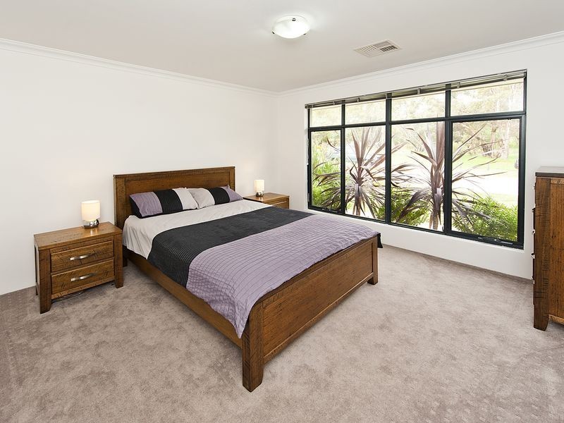 71 The Promenade, Wattle Grove WA 6107