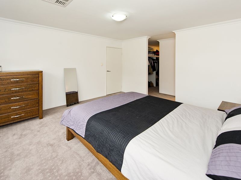 71 The Promenade, Wattle Grove WA 6107