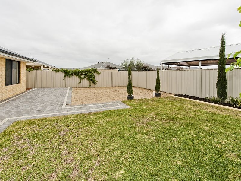 71 The Promenade, Wattle Grove WA 6107