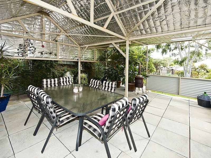 5 Richards Road, High Wycombe WA 6057