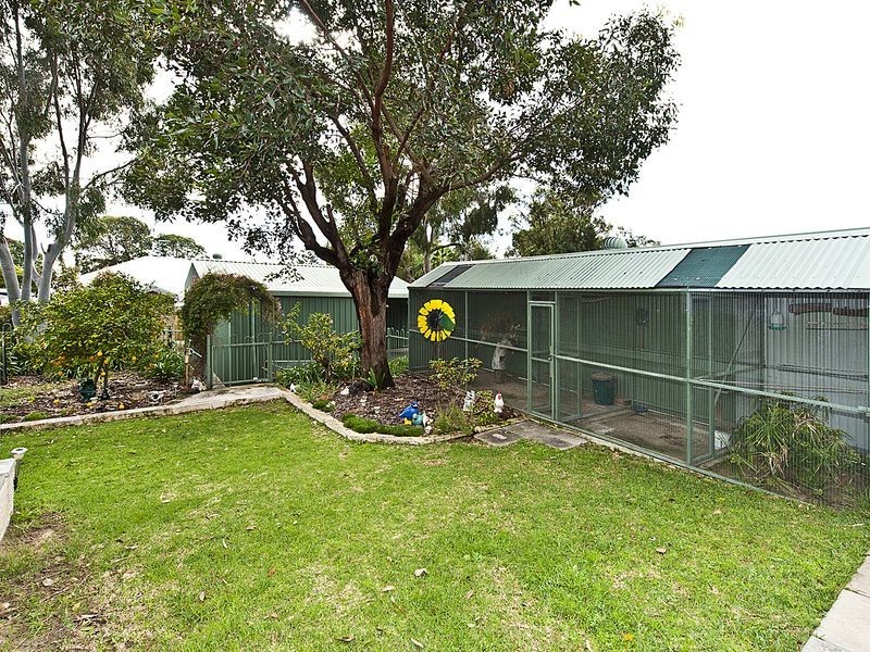 5 Richards Road, High Wycombe WA 6057