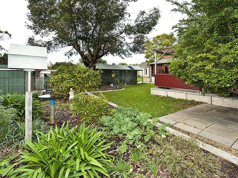 5 Richards Road, High Wycombe WA 6057