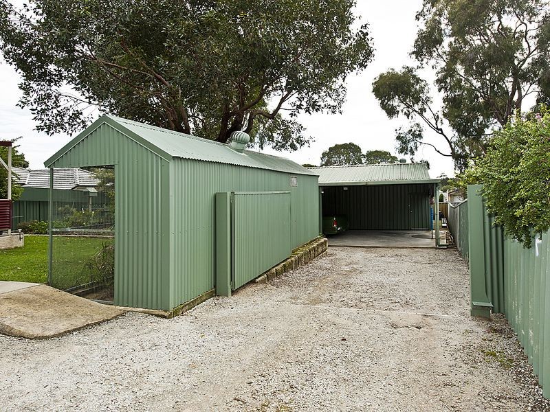 5 Richards Road, High Wycombe WA 6057