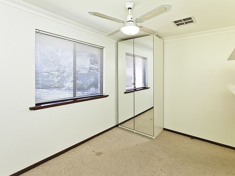 32 Calluna Way, Forrestfield WA 6058