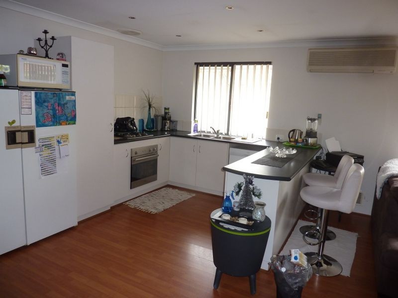 Unit 6/10 Peach Tree Way, Forrestfield WA 6058