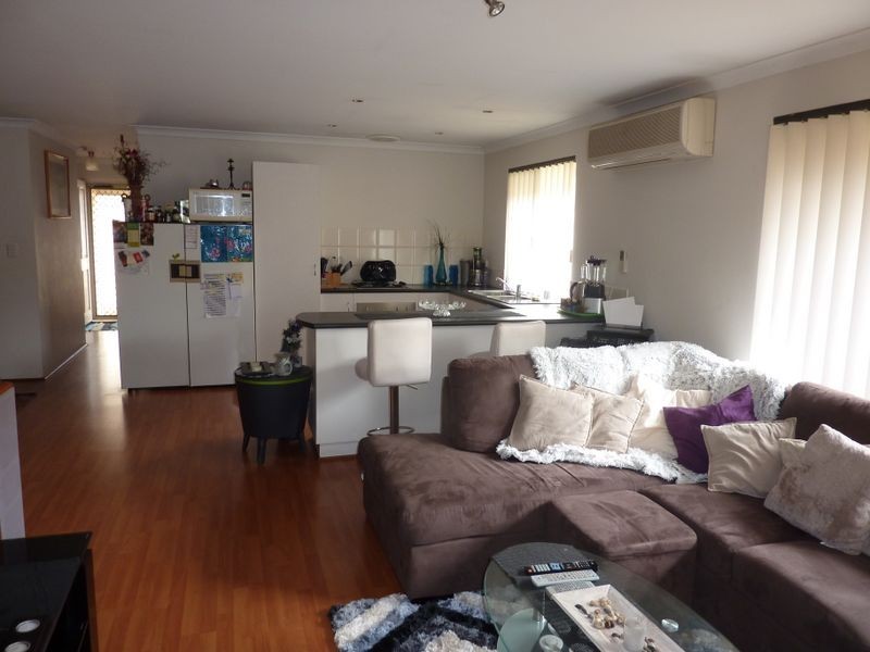 Unit 6/10 Peach Tree Way, Forrestfield WA 6058