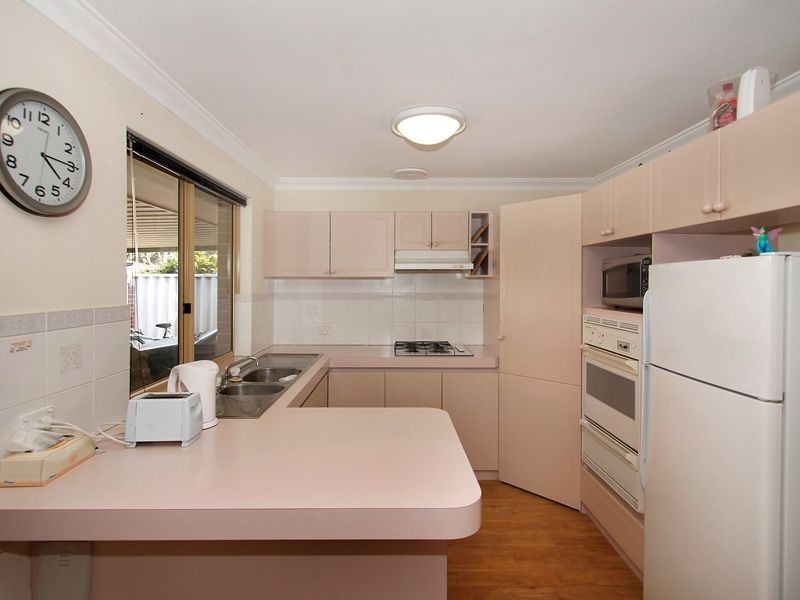 Unit 11/23 Magnolia Way, Forrestfield WA 6058