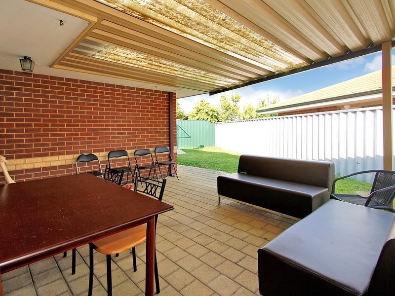Unit 11/23 Magnolia Way, Forrestfield WA 6058