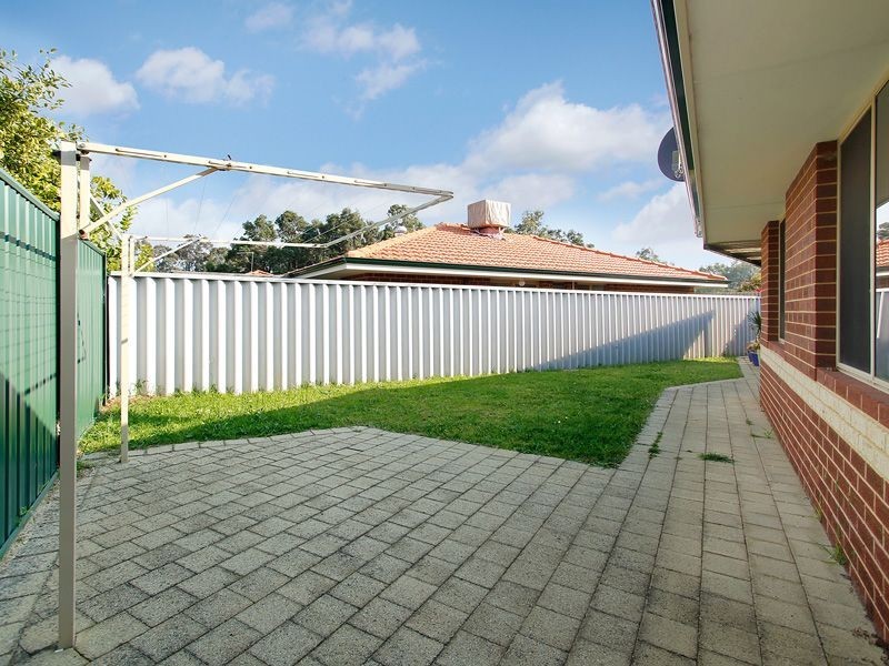 Unit 11/23 Magnolia Way, Forrestfield WA 6058