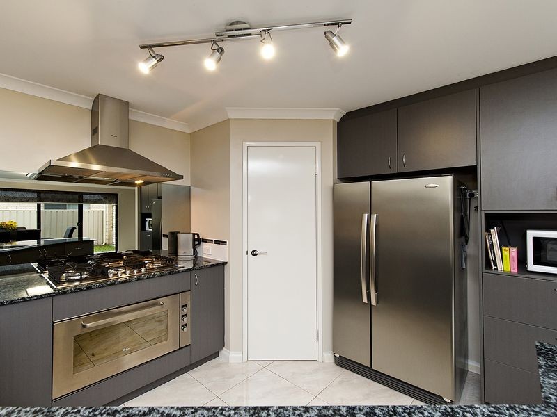 34 Norwich Way, High Wycombe WA 6057