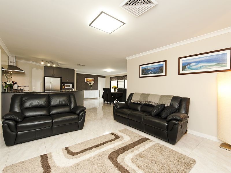 34 Norwich Way, High Wycombe WA 6057